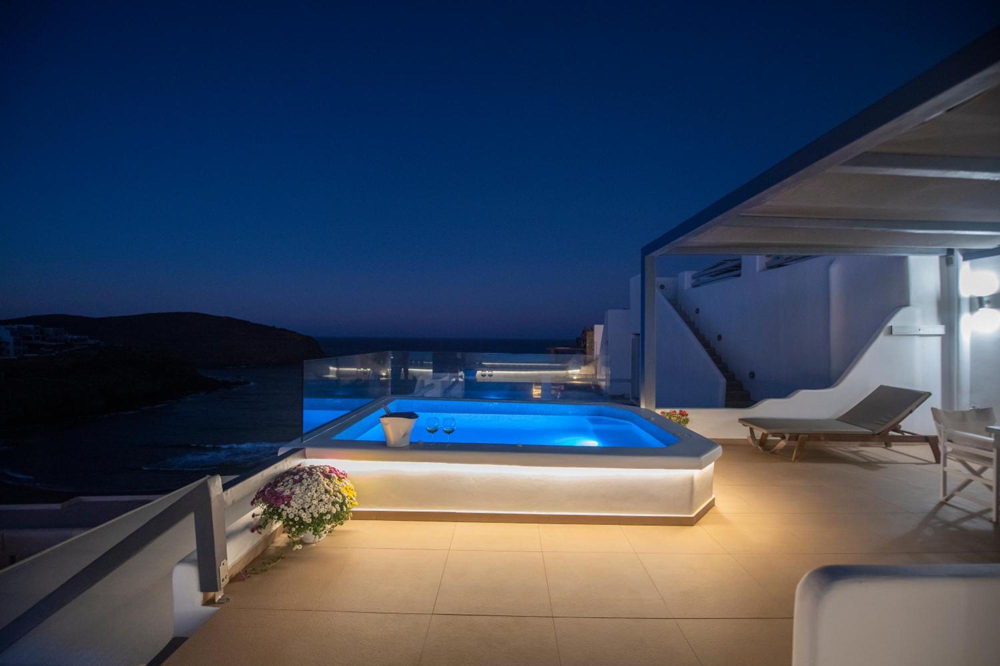 Myrsini'S Luxury Suites Merchia Mykonos Town Екстер'єр фото