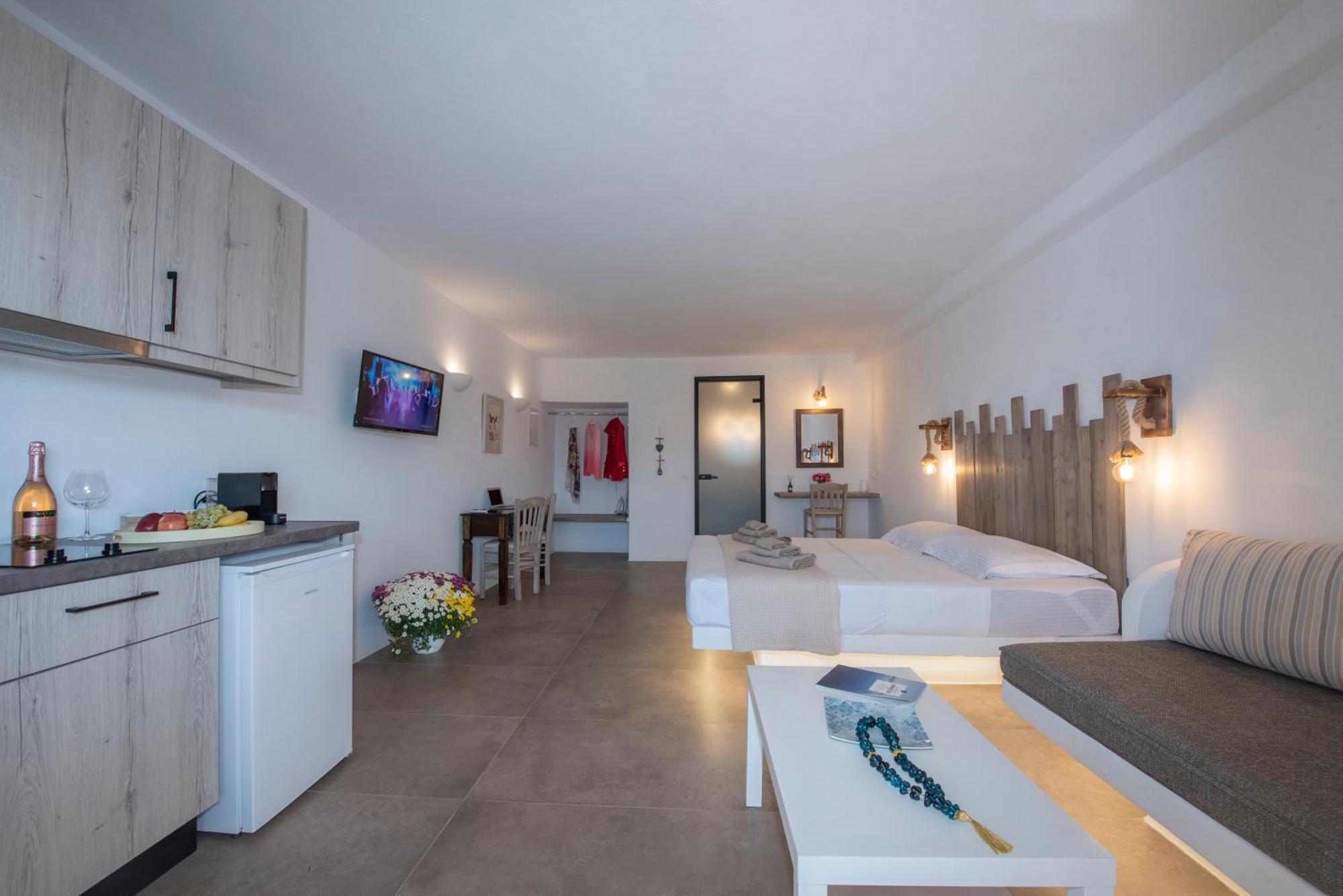 Myrsini'S Luxury Suites Merchia Mykonos Town Екстер'єр фото